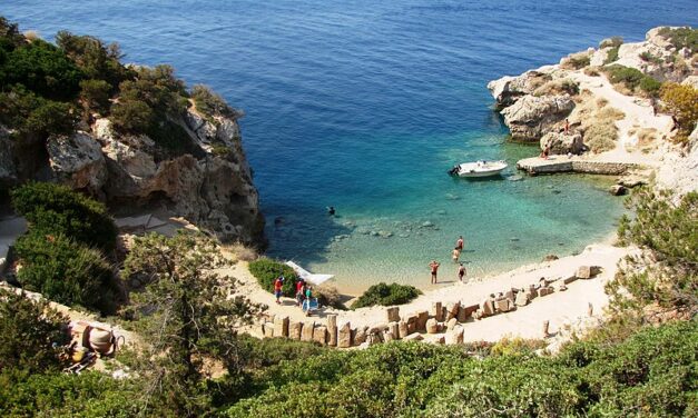 Excursión al lago de Vouliagmeni y al Heraion de Perachora